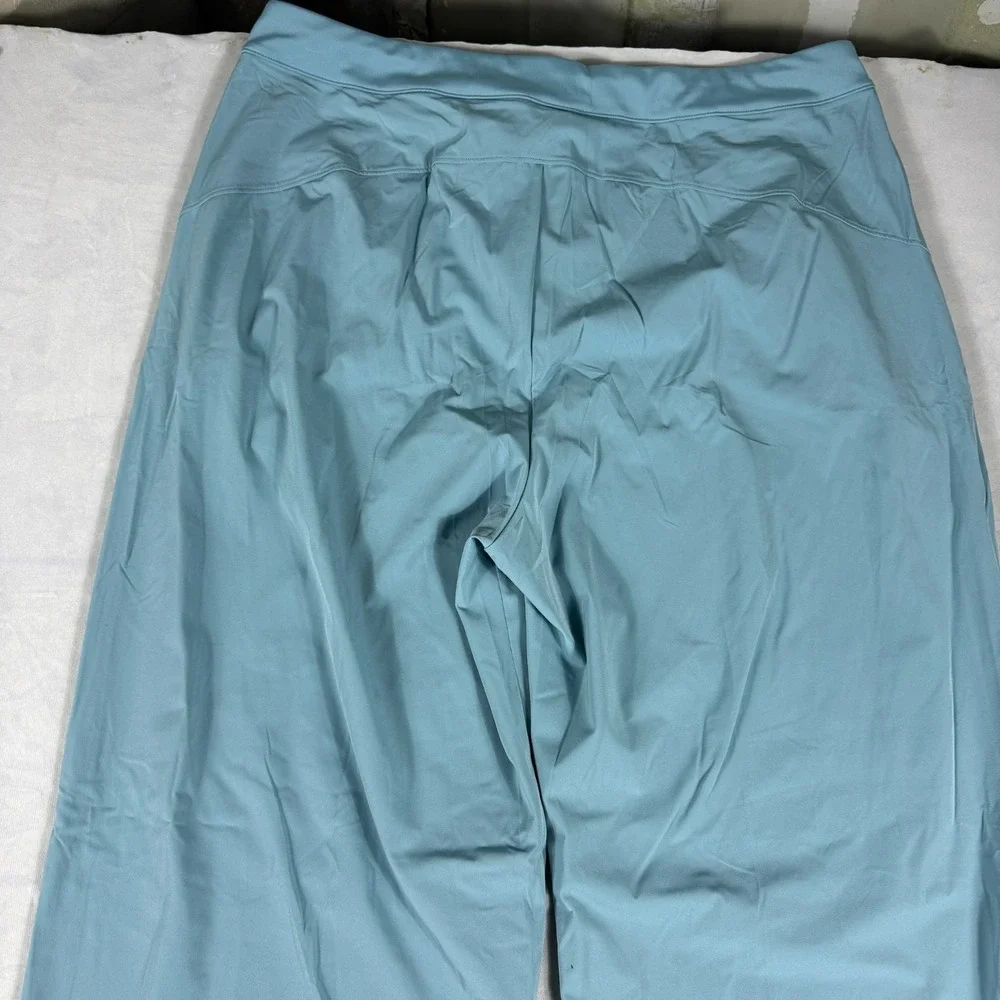 NWT Nike Dri-Fit Bliss Womens Trouser Pants Light Blue Pleated Wide Leg Size XL